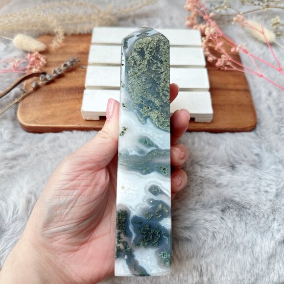 Beautiful Moss Agate Tower Obelisk - Picture 7 of 9